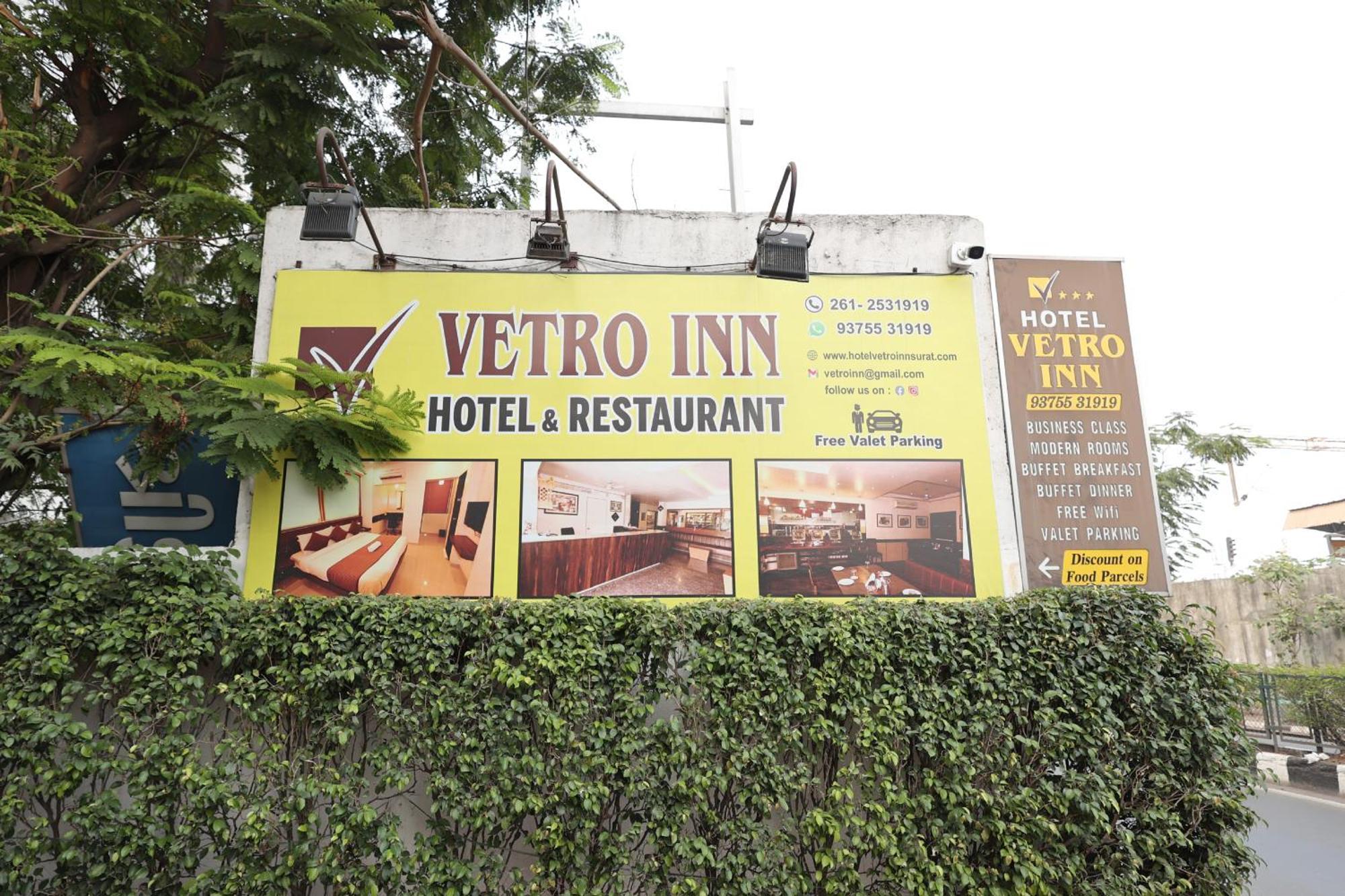 Hotel Vetro Inn Surat Exterior foto
